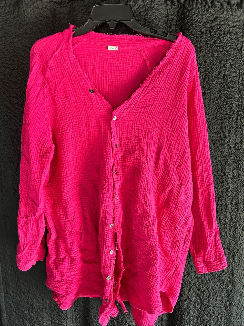 Women's Button-Down Gauze Shirt - Fuchsia Pink